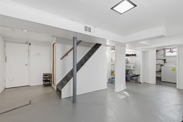 93 Smith Avenue, White Plains, NY 10605