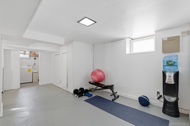 93 Smith Avenue, White Plains, NY 10605