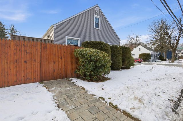 93 Smith Avenue, White Plains, NY 10605