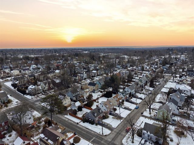 93 Smith Avenue, White Plains, NY 10605