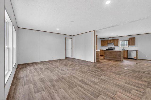 212 Saturn Lane, Walterboro, SC 29488