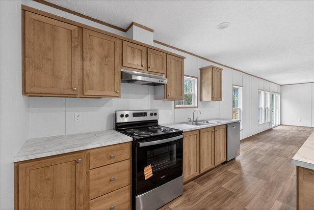 212 Saturn Lane, Walterboro, SC 29488