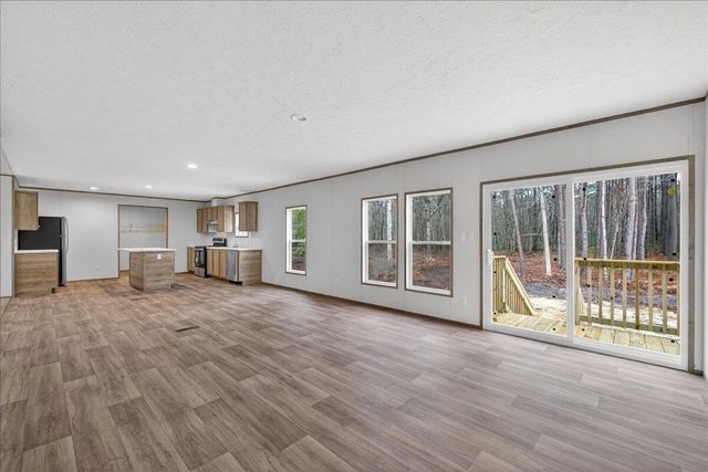 212 Saturn Lane, Walterboro, SC 29488