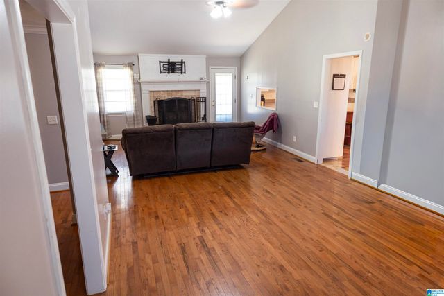 3014 MARTIN STREET S, Cropwell, AL 35054