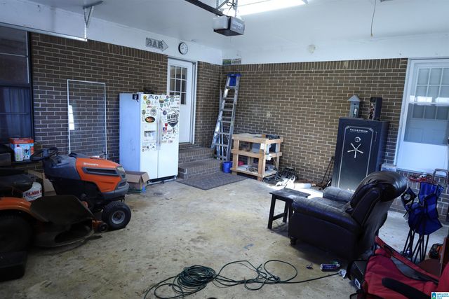 3014 MARTIN STREET S, Cropwell, AL 35054