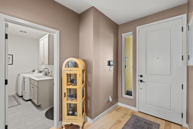 1728 Callejon Melinda, Santa Fe, NM 87501