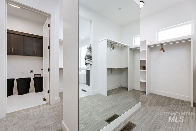 5805 E Prominence Dr, Boise, ID 83716