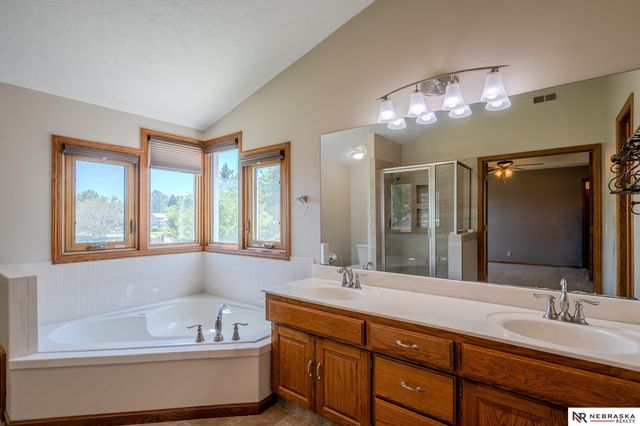 14465 Patrick Avenue, Omaha, NE 68116