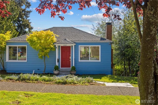 3020 36th Avenue W, Seattle, WA 98199