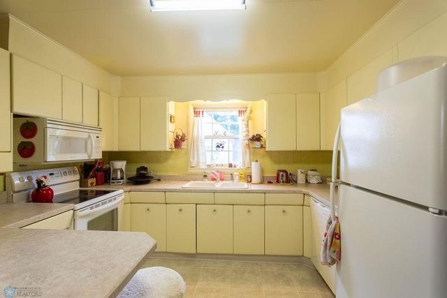 1245 1st Street N, Fargo, ND 58102