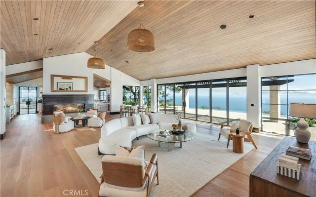 71 Crest Road East, Rolling Hills, CA 90274