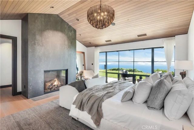 71 Crest Road East, Rolling Hills, CA 90274