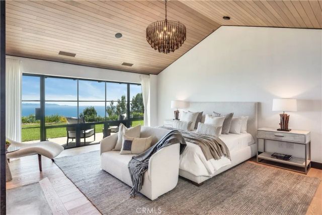 71 Crest Road East, Rolling Hills, CA 90274