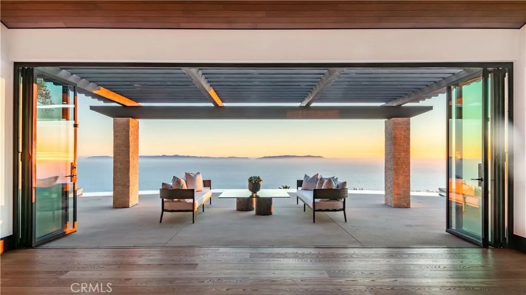 71 Crest Road East, Rolling Hills, CA 90274