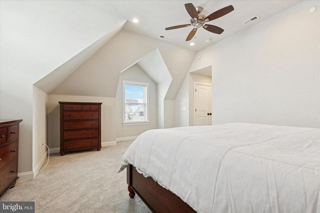 400 MORRIS CT, Flourtown, PA 19031