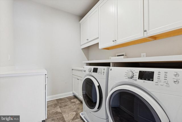 400 MORRIS CT, Flourtown, PA 19031