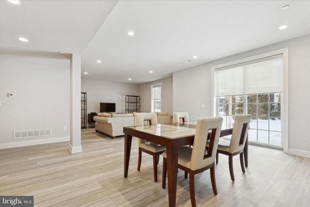 400 MORRIS CT, Flourtown, PA 19031