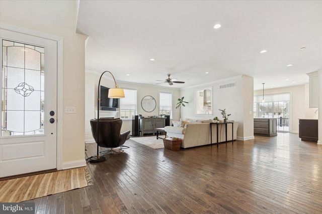 400 MORRIS CT, Flourtown, PA 19031