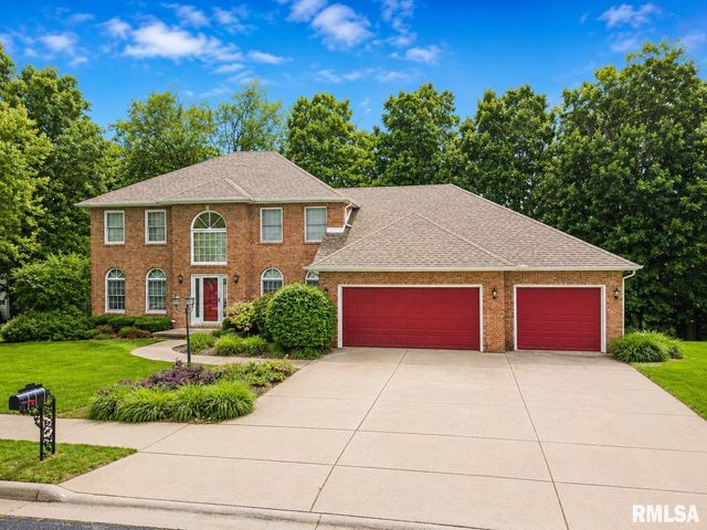 1216 W Cayman Cove, Peoria, IL 61615