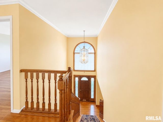 1216 W Cayman Cove, Peoria, IL 61615