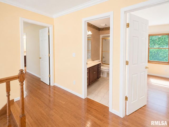 1216 W Cayman Cove, Peoria, IL 61615