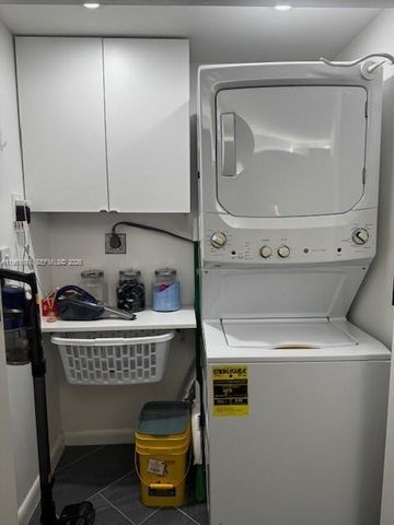 21300 San Simeon Way 01, Miami, FL 33179