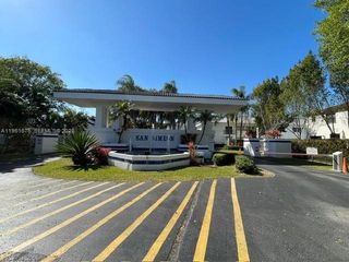 21300 San Simeon Way 01, Miami, FL 33179