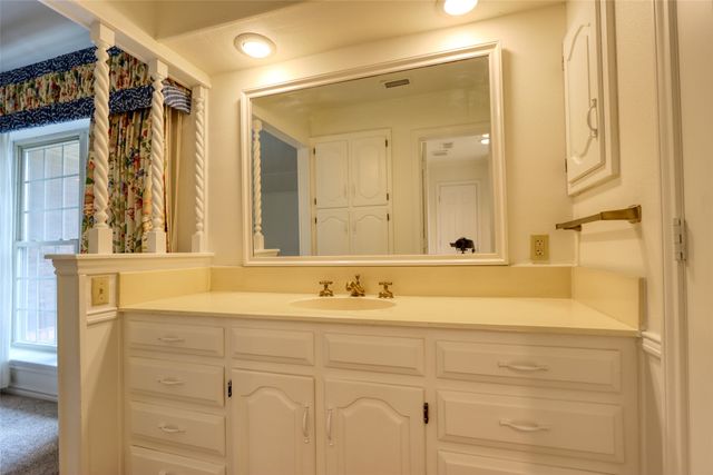 1113 Mockingbird Circle, Ennis, TX 75119