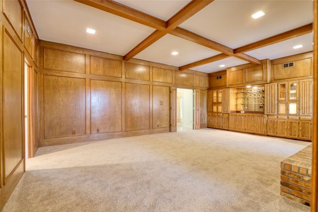 1113 Mockingbird Circle, Ennis, TX 75119