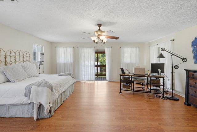 5106 Gibson Court, Granbury, TX 76049