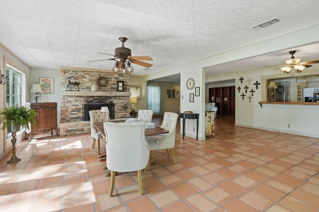 5106 Gibson Court, Granbury, TX 76049