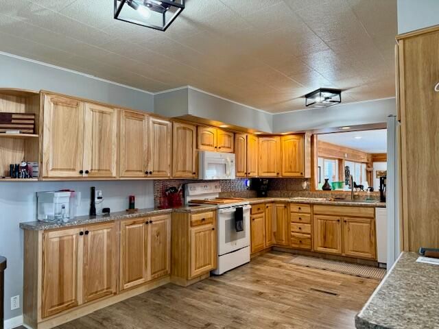 9605 County Road 3040, Mountain View, MO 65548