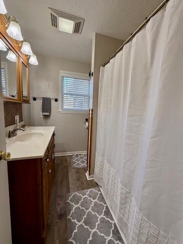 9605 County Road 3040, Mountain View, MO 65548