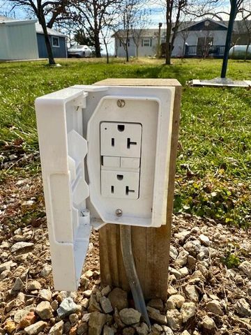 9605 County Road 3040, Mountain View, MO 65548