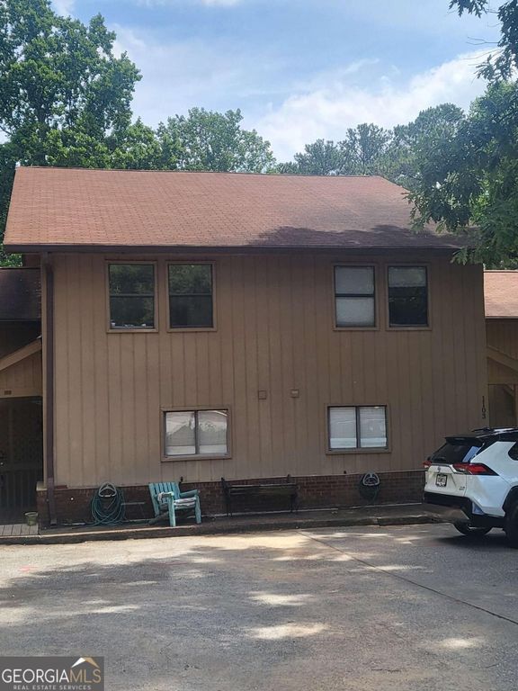 1102 Pine Tree Drive 1102, Buford, GA 30518