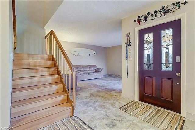 4033 Sandlewood LN 3, Fort Myers, FL 33907