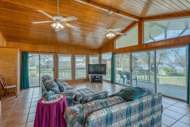 310 S Chaparral, Burnet, TX 78611