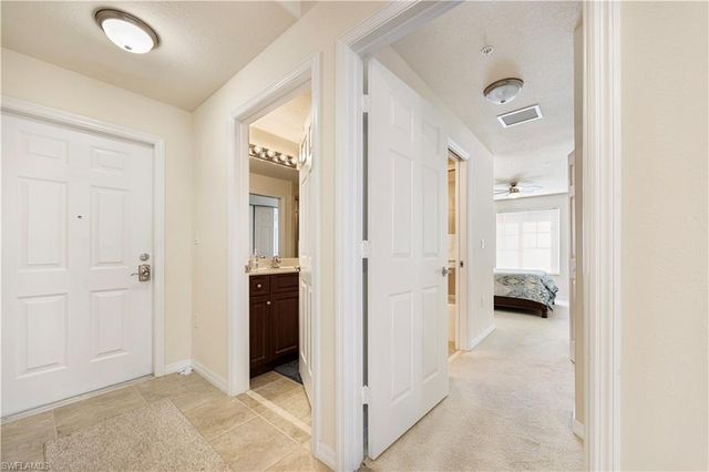 13180 Bella Casa CIR 166, Fort Myers, FL 33966