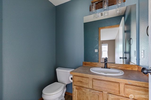 1958 SW Rock Rose Drive, Oak Harbor, WA 98277
