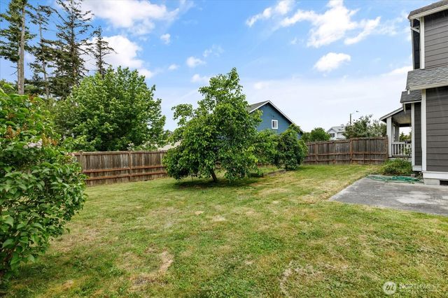 1958 SW Rock Rose Drive, Oak Harbor, WA 98277