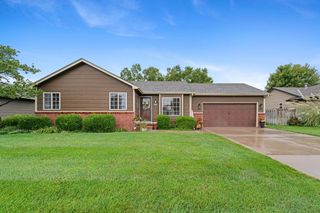 2213 S Parkridge St, Wichita, KS 67209