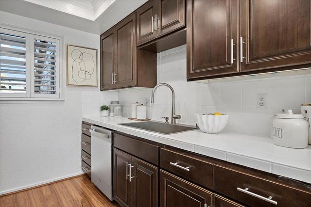 69 Cove Lane, Redwood City, CA 94065