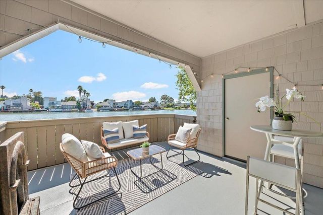 69 Cove Lane, Redwood City, CA 94065