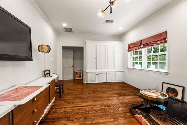 25 E Palisades, Little Rock, AR 72207