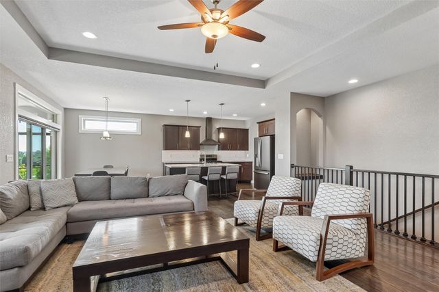 16215 Northpark Drive, Urbandale, IA 50323