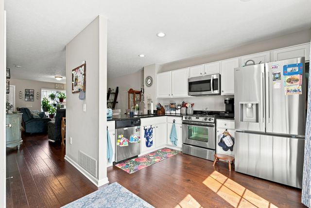 6261 Needletail Road, 32, Columbus, OH 43230