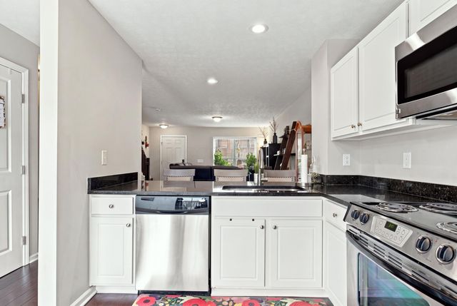 6261 Needletail Road, 32, Columbus, OH 43230
