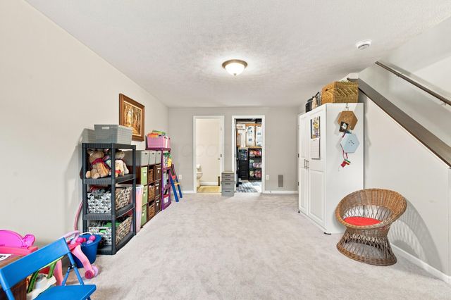 6261 Needletail Road, 32, Columbus, OH 43230
