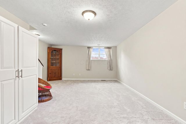 6261 Needletail Road, 32, Columbus, OH 43230