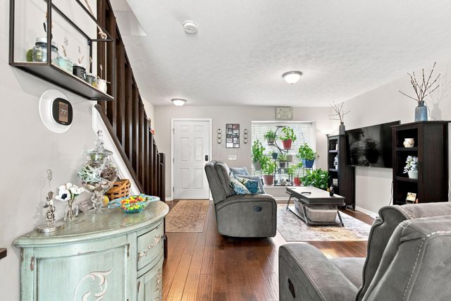 6261 Needletail Road, 32, Columbus, OH 43230